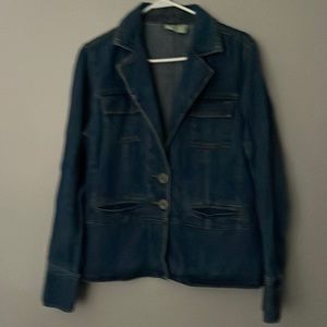STO Susquehanna Trail Outfitters Large nice condition jean jacket blue. Pockets